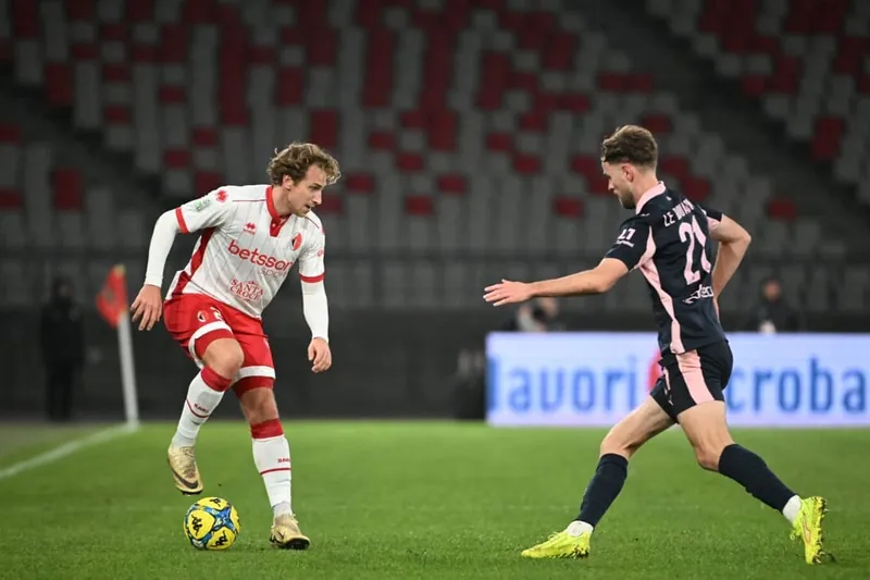 Tris rosanero al San Nicola: il Palermo vola 0‑3 sul campo del Bari