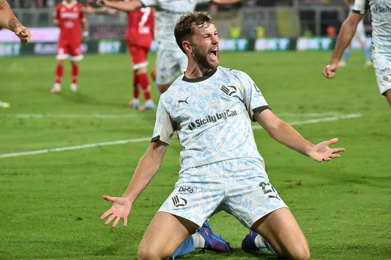 Palermo inarrestabile: Bari battuto 2‑0 al “Barbera”