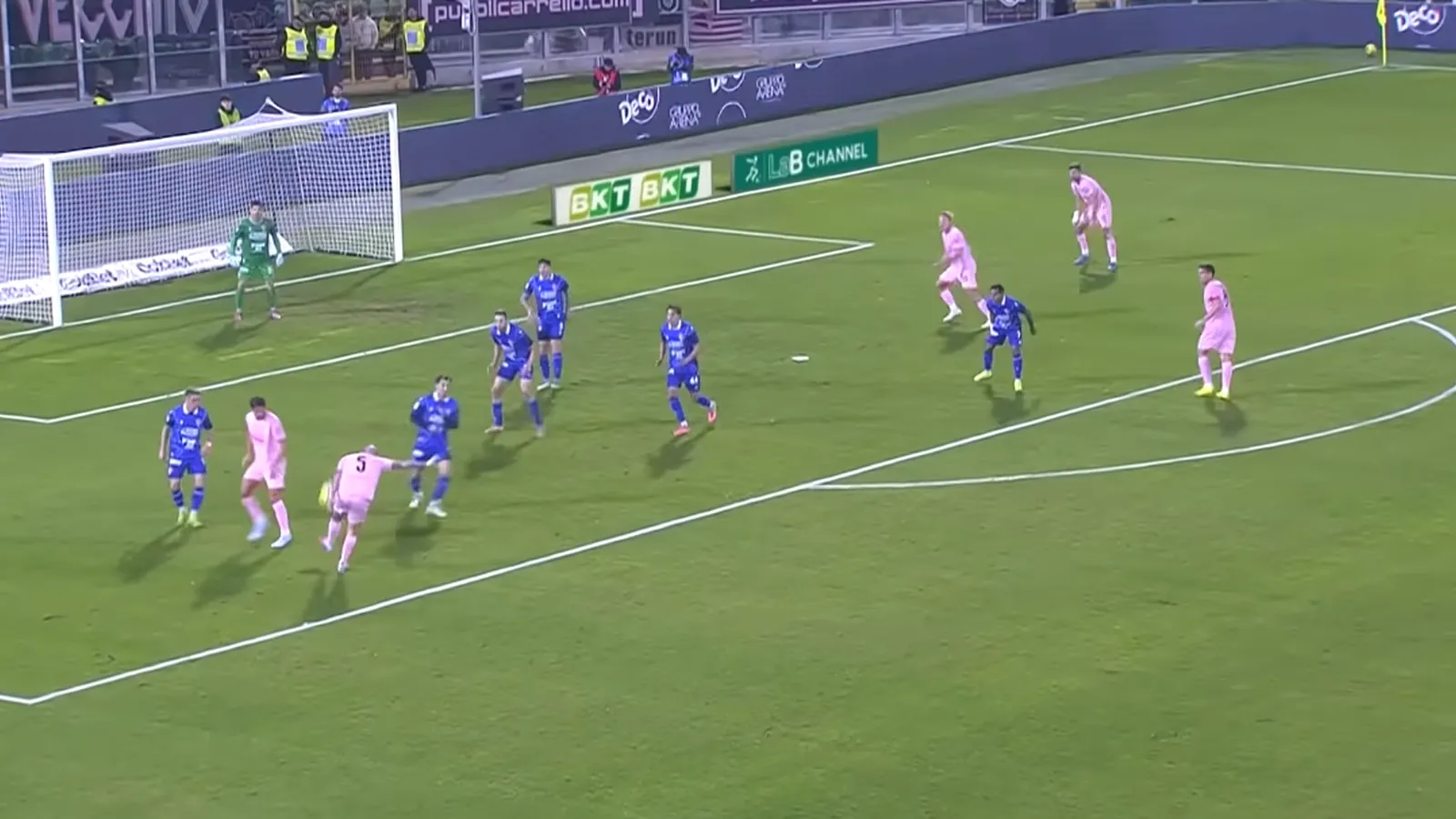 Palermo-Padova 1‑0: rosanero chiudono l’anno col botto e tengono viva la corsa verso la promozione