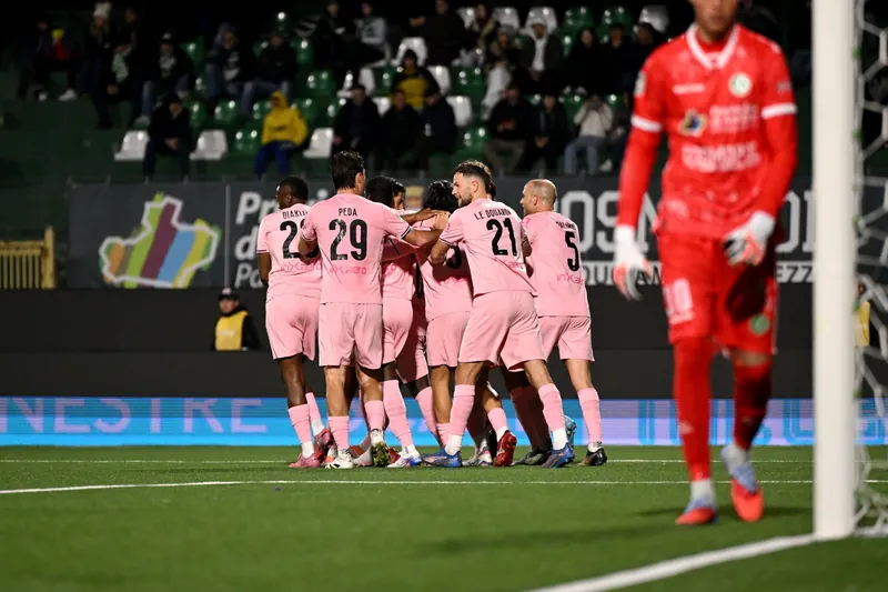 Pareggio amaro al “Partenio Lombardi”: Avellino-Palermo 2‑2