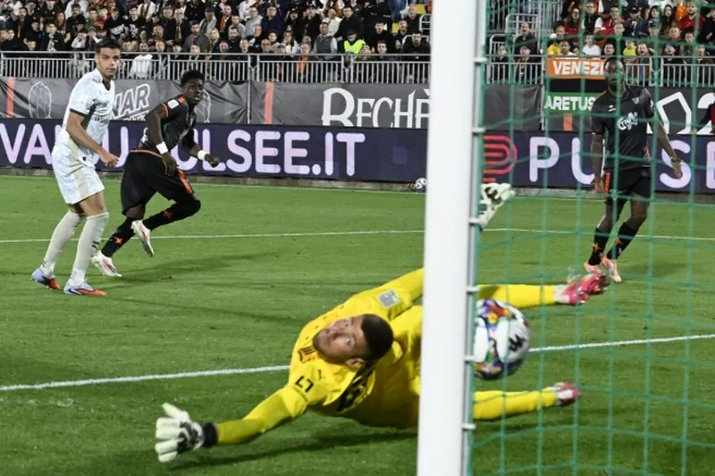 Sconfitta indolore ma non inutile: a Venezia finisce 2‑0, ora testa solo ai playoff