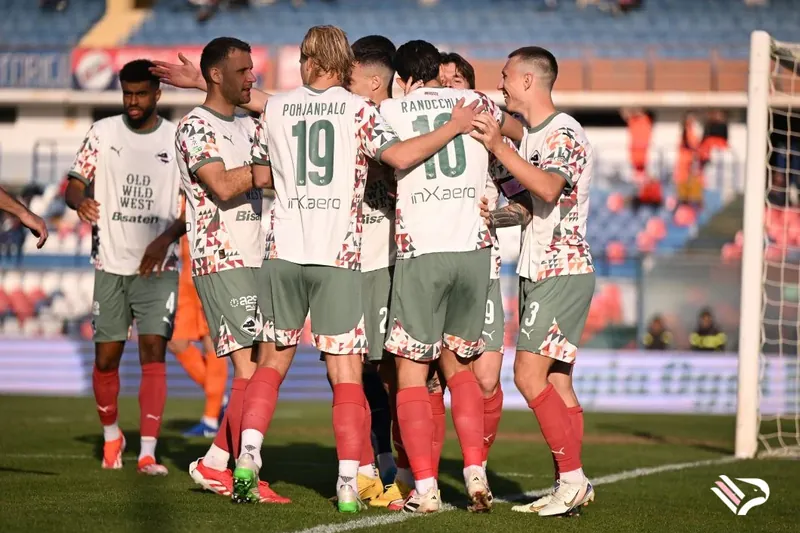 Si torna alla vittoria in trasferta, 3 gol al Cosenza e 3 punti d'oro per Dionisi